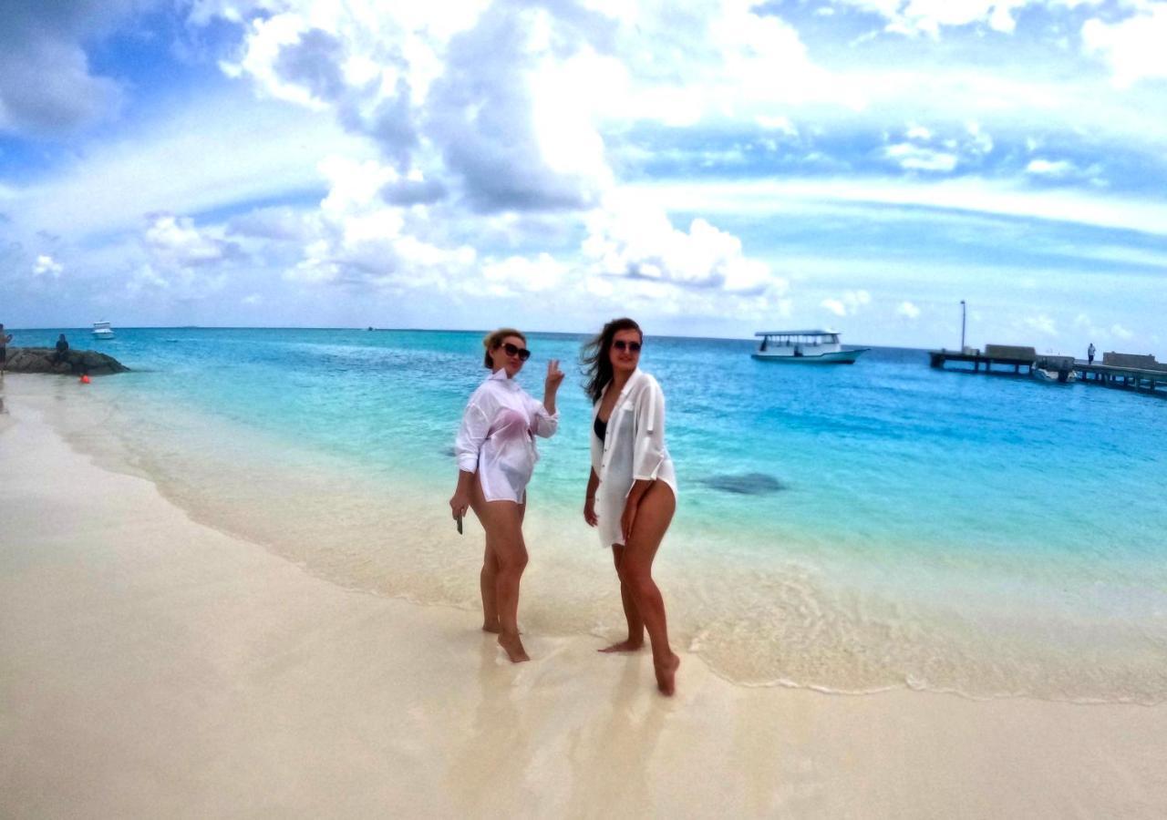 Adroit Beach Inn Guraidhoo  Kültér fotó