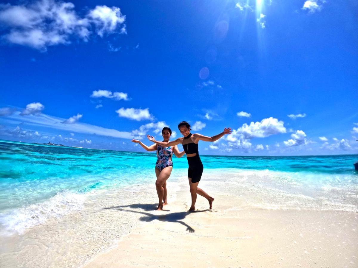 Adroit Beach Inn Guraidhoo  Kültér fotó