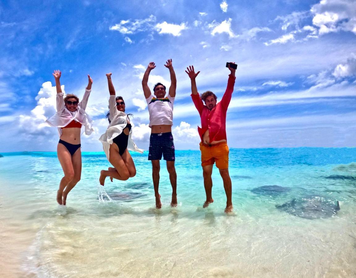 Adroit Beach Inn Guraidhoo  Kültér fotó