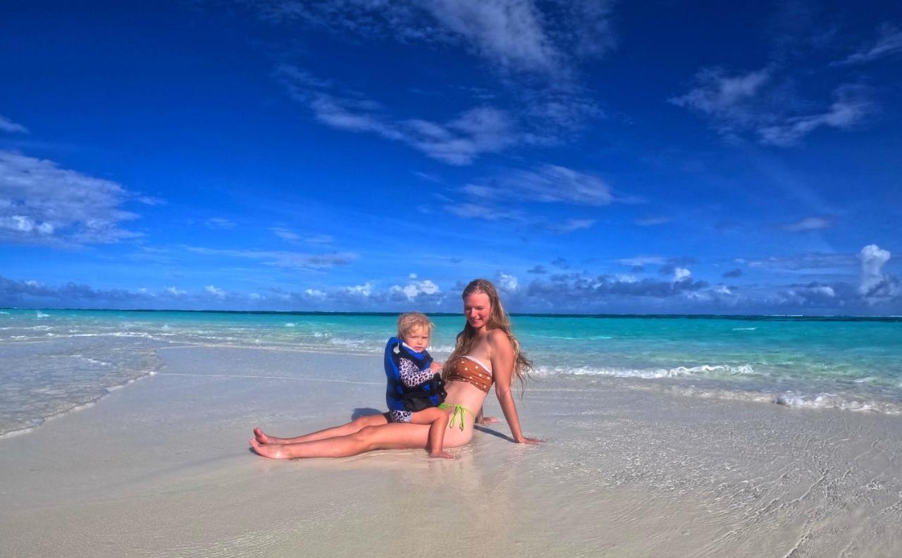 Adroit Beach Inn Guraidhoo  Kültér fotó