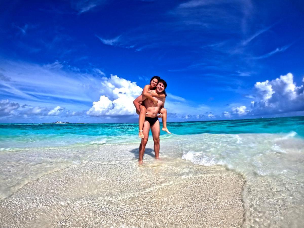 Adroit Beach Inn Guraidhoo  Kültér fotó